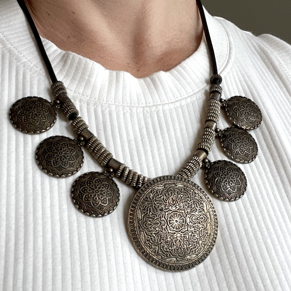 Coin/medallion necklace